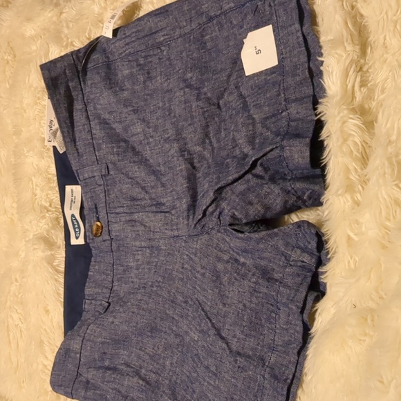 Old navy mid rise everyday shorts size 10 - Picture 2 of 11